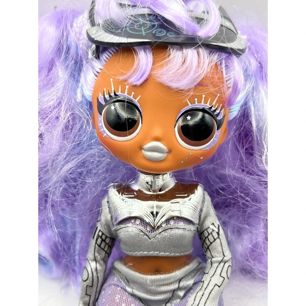 LOL Surprise OMG Remix Kitty K Fashion Doll with Guitars and Accessories Purple